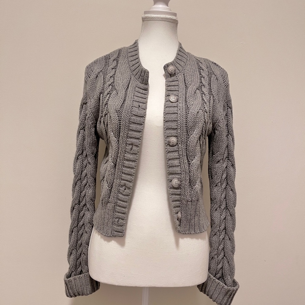 Abercrombie & Fitch Light Gray Short Cable Knit Cardigan